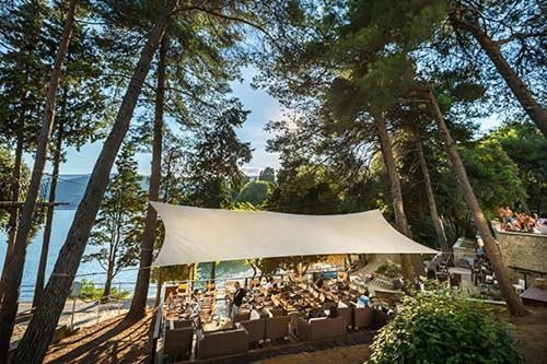 Studio Apartment Close To The Sea Rabac Exteriör bild